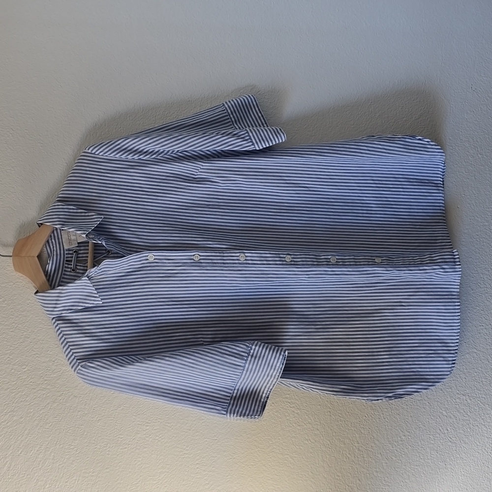 Chico's Blue & White Striped Short-Sleeve Button-Down Shirt